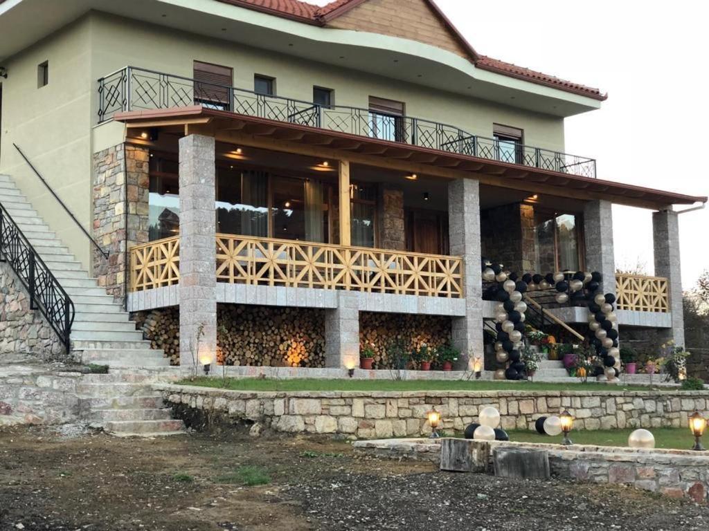 Vila Shen Maria Hotel Voskopoje Ngoại thất bức ảnh