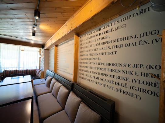 Vila Shen Maria Hotel Voskopoje Ngoại thất bức ảnh