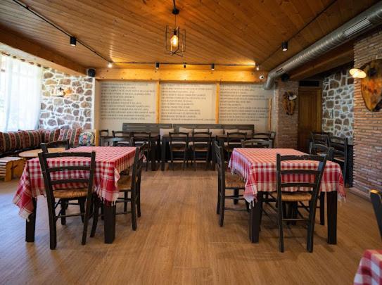 Vila Shen Maria Hotel Voskopoje Ngoại thất bức ảnh