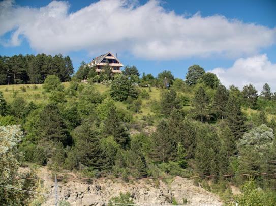 Vila Shen Maria Hotel Voskopoje Ngoại thất bức ảnh
