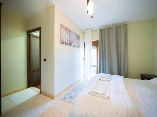 Vila Shen Maria Hotel Voskopoje Ngoại thất bức ảnh